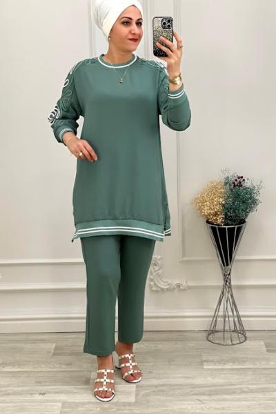 1104 Kol Nakışlı Takım Mint Yeşili